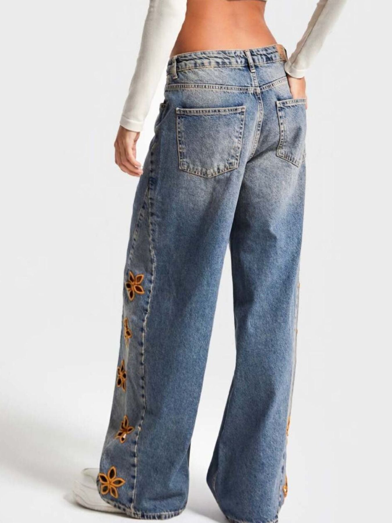 Floral Embroidered Wide Leg Jeans from Armoire Gemzis