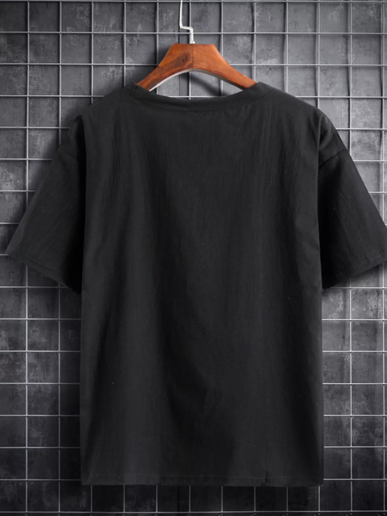 Men's Plus Size Solid Color Short Sleeve T-Shirt from Armoire Gemzis