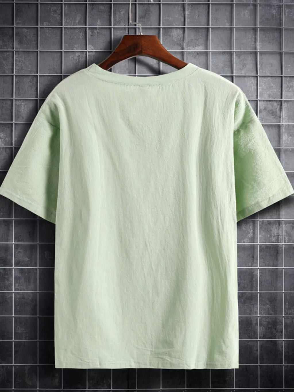 Men's Plus Size Solid Color Short Sleeve T-Shirt from Armoire Gemzis