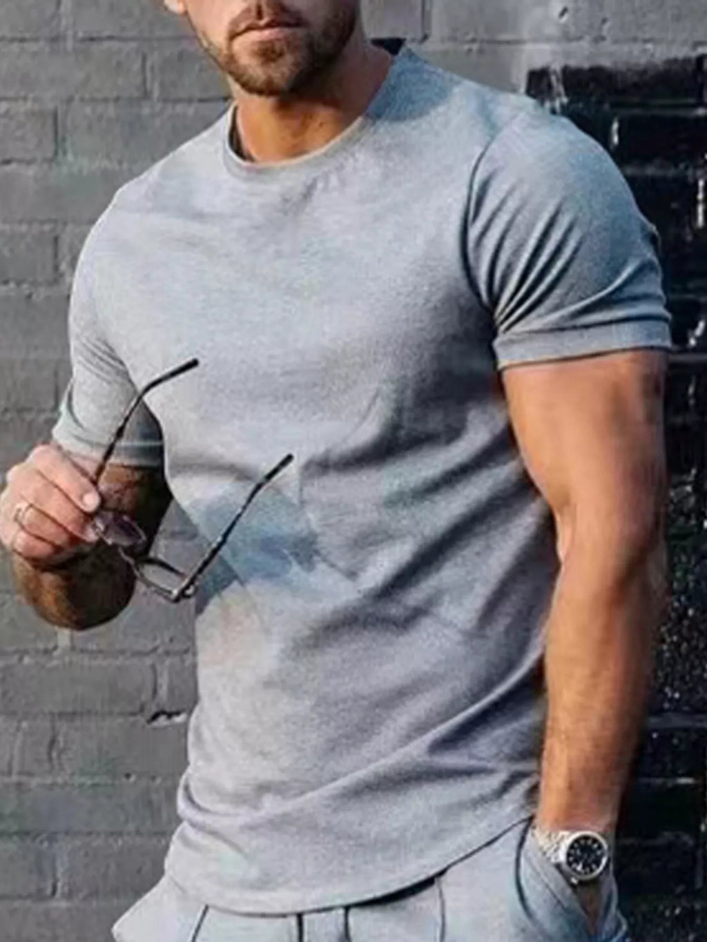 Men's Plus Size Solid Color Casual T-Shirt from Armoire Gemzis