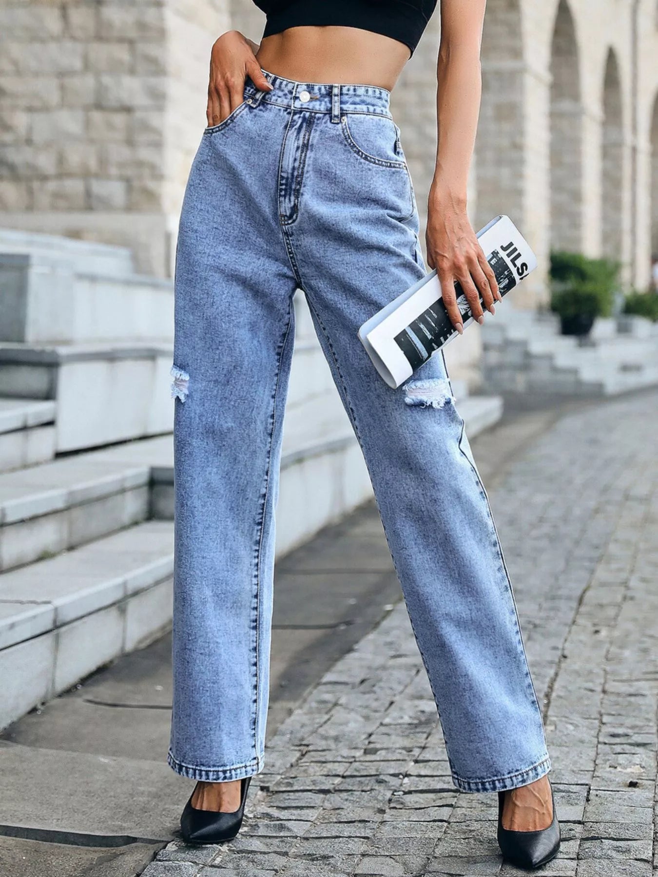 Distressed High Waist Jeans from Armoire Gemzis