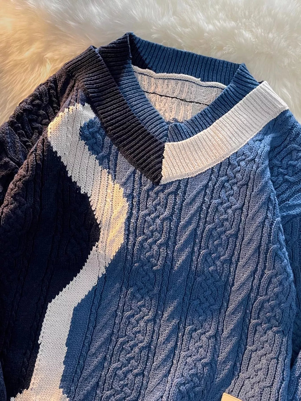 Men's Color Block V-Neck Knit Sweater from Armoire Gemzis