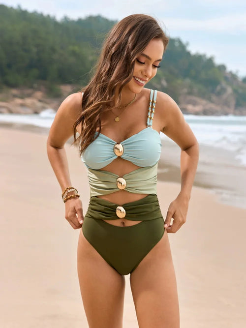 Color Block Sweetheart Neck One-Piece Swimwear from Armoire Gemzis