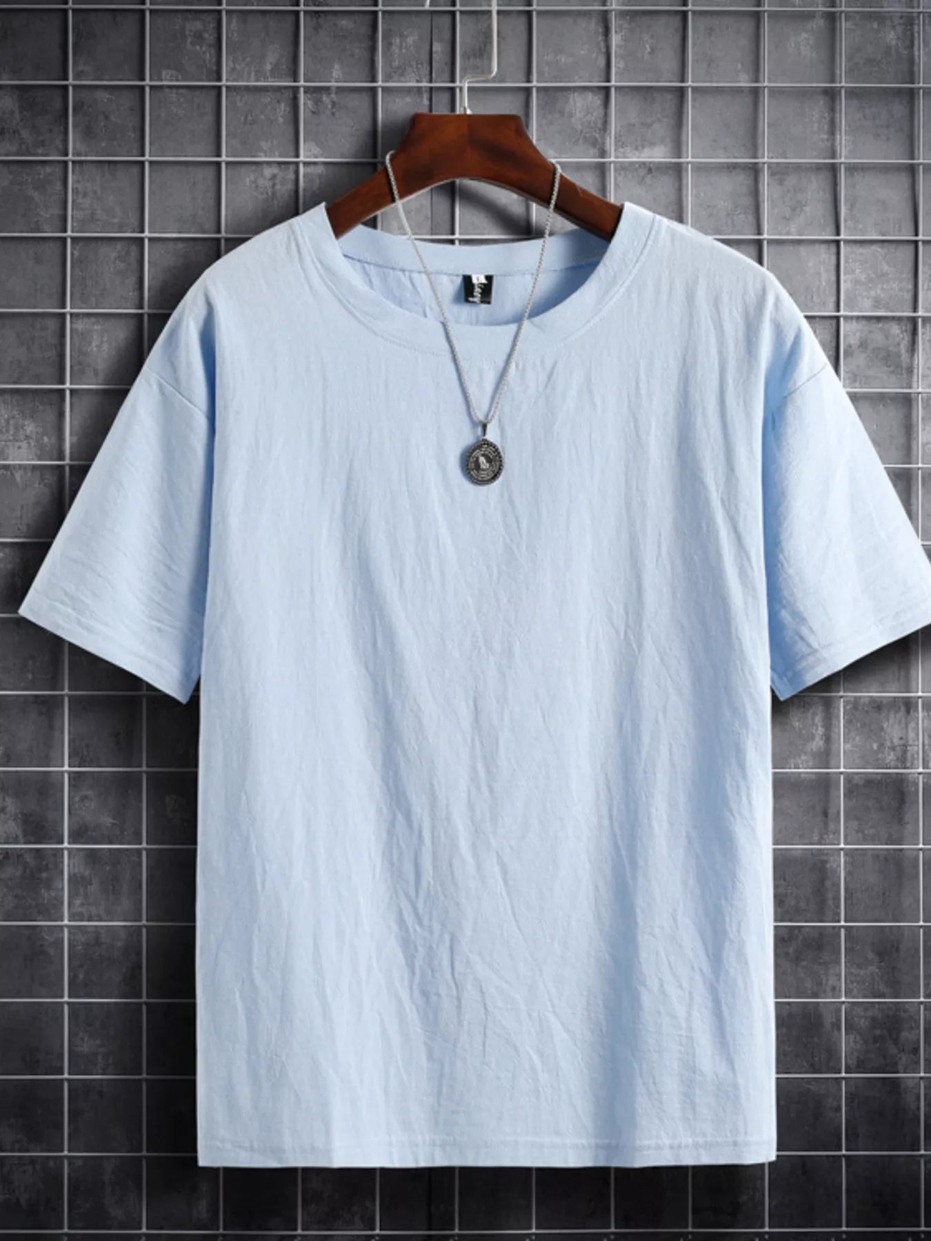 Men's Plus Size Solid Color Short Sleeve T-Shirt from Armoire Gemzis