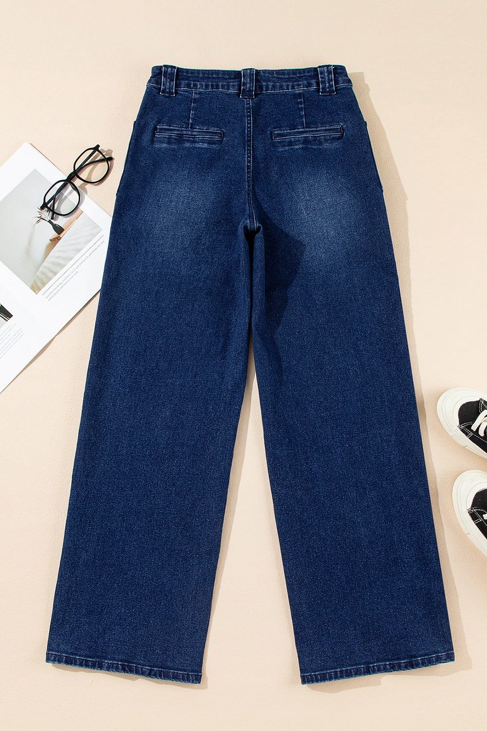 Straight Leg Mid-Rise Shift Jeans from Armoire Gemzis