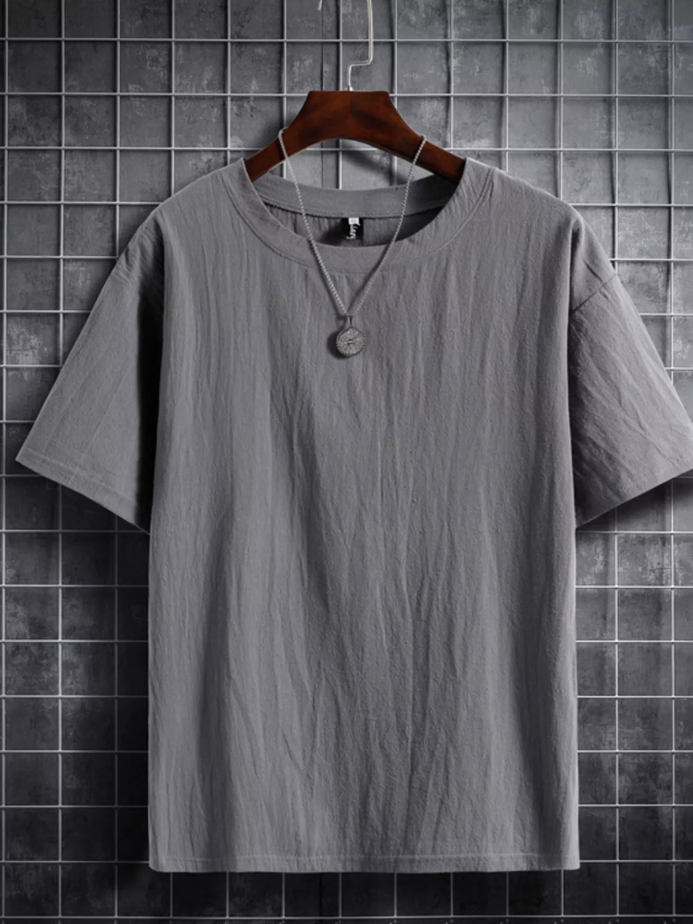 Men's Plus Size Solid Color Short Sleeve T-Shirt from Armoire Gemzis