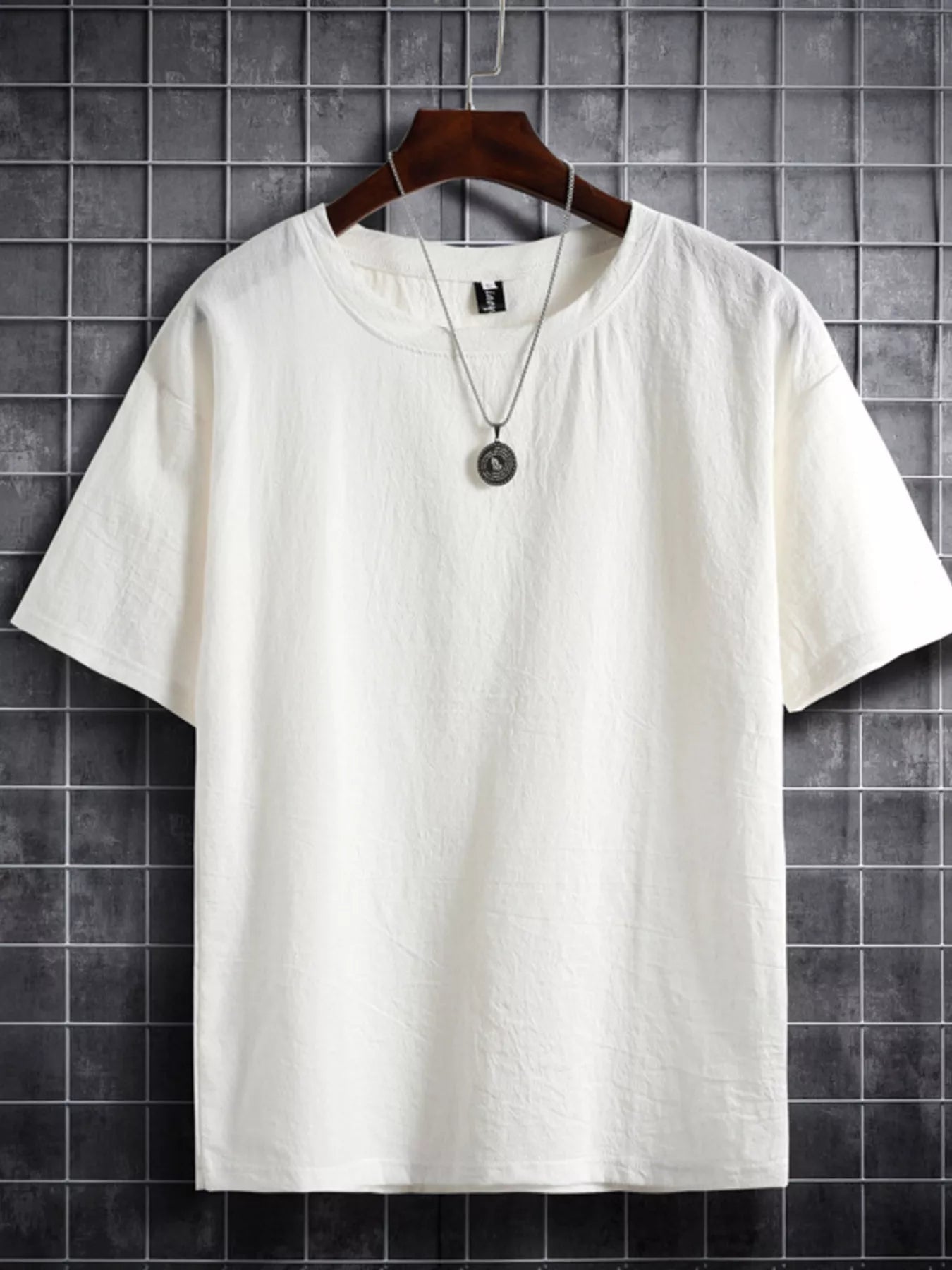 Men's Plus Size Solid Color Short Sleeve T-Shirt from Armoire Gemzis