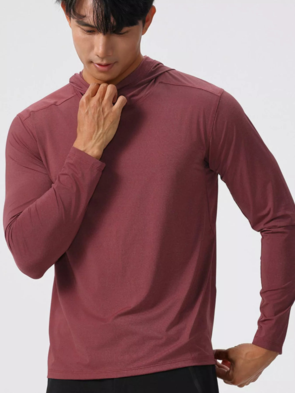 Men's Solid Color Long Sleeve Hoodie from Armoire Gemzis